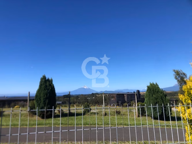 Parcela con vista a volcanes en Altos del Llanquihue