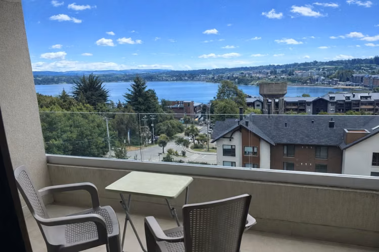 VENDO DPTO 1D/1B AMOBLADO CON VISTA AL LAGO LLANQU