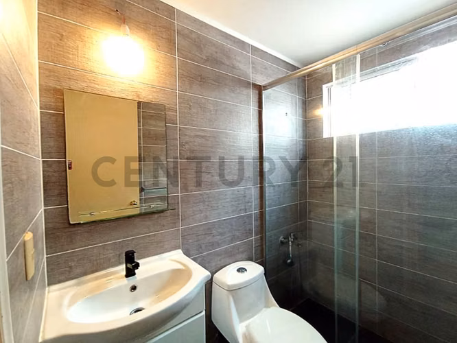En venta casa renovada, Peñuelas