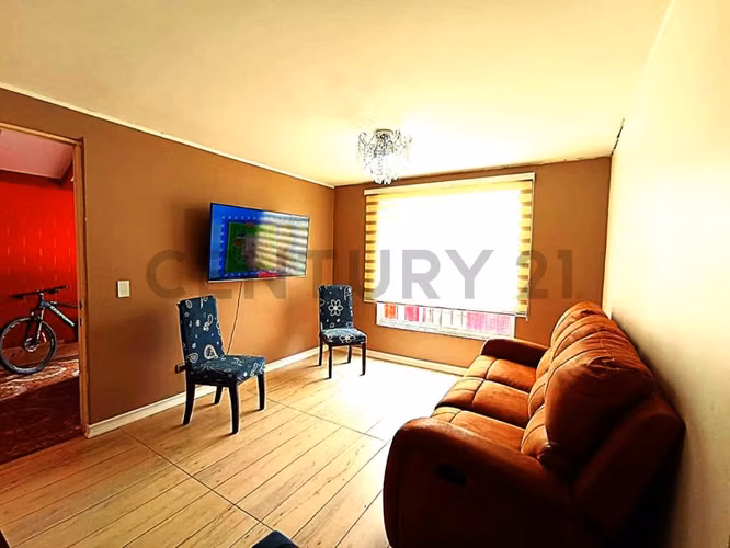 En venta casa renovada, Peñuelas
