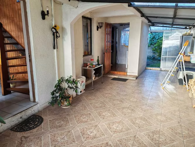vende Casa Amplia 4D 2B 2E Hualpen (149163)