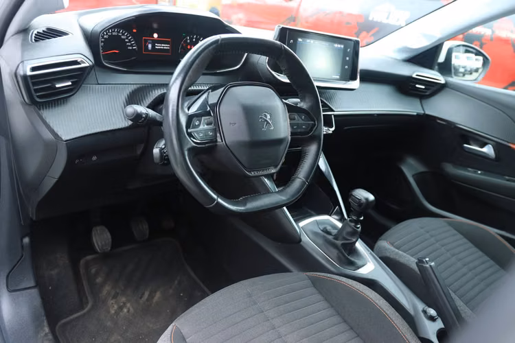 PEUGEOT 208 AÑO 2021 MT FULL EQUIPO AC DIESEL 22KM X LT APROVECHA