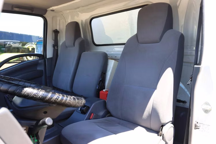 CAMION CHEVROLET NQR AÑO 2018 FRENOS DE AIRE CARROCERIA FRIO 10 PALLET