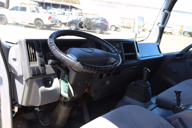 CAMION CHEVROLET NQR AÑO 2018 FRENOS DE AIRE CARROCERIA FRIO 10 PALLET