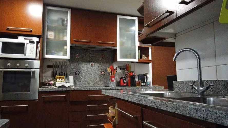 Gran Departamento Muy Bien Ubicado 3d/3b En Vitacura - Imagen 8