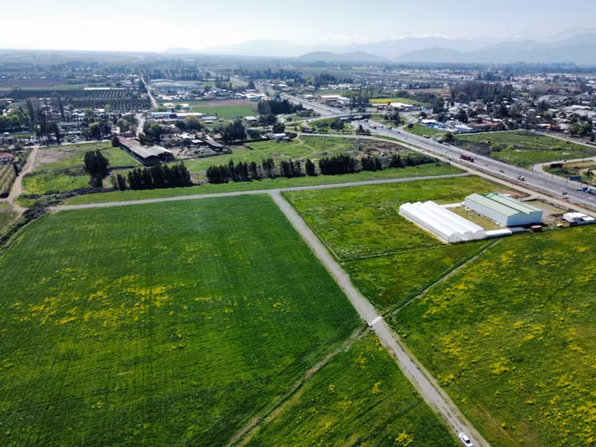 TERRENO de 11.000 m2 Aprox, en sector Agroindustrial, Alta Plusvalía, Privilegiada ubicación.