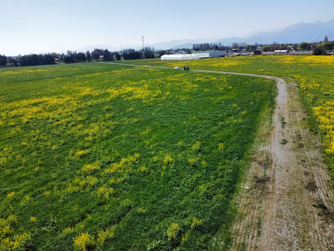 TERRENO de 11.000 m2 Aprox, en sector Agroindustrial, Alta Plusvalía, Privilegiada ubicación.