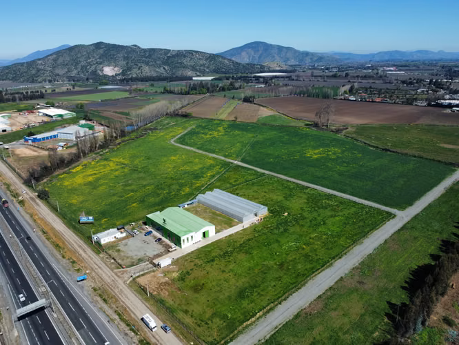 TERRENO de 11.000 m2 Aprox, en sector Agroindustrial, Alta Plusvalía, Privilegiada ubicación.