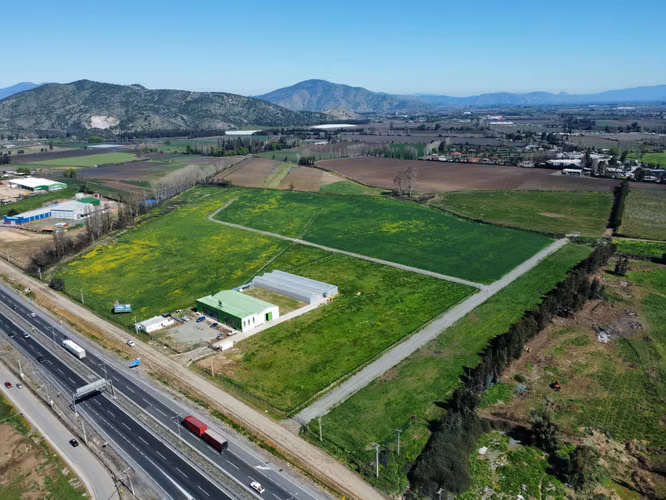 TERRENO de 11.000 m2 Aprox, en sector Agroindustrial, Alta Plusvalía, Privilegiada ubicación.