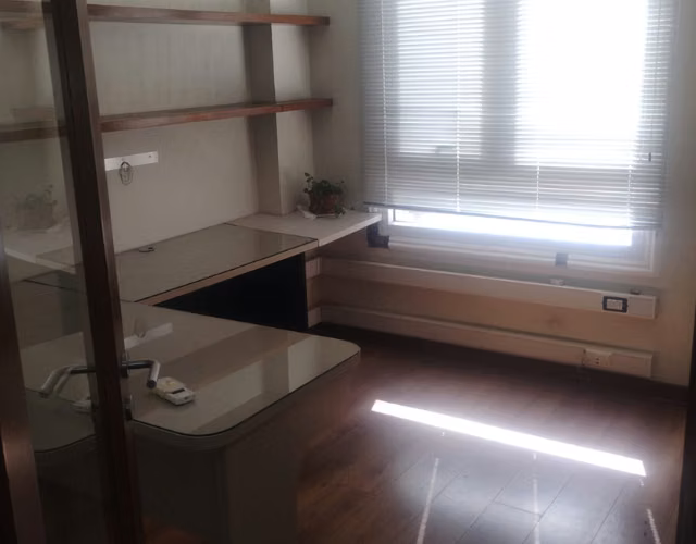Oficina 70m² Metro U. de Chile - Ideal Salud/Estética