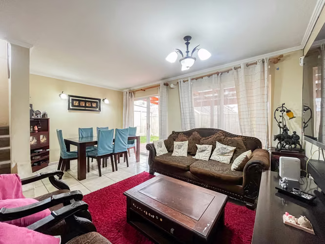 CASA EN VENTA EN SERENA ORIENTE, LA SERENA.