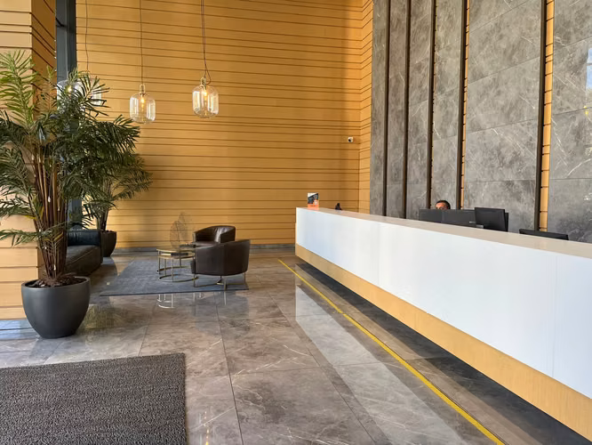 Oficina 1 privado en arriendo, sector Edificio Reitz, Viña del Mar