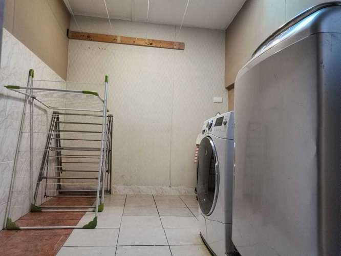 Amplia Casa Comercial con patio privado (149732) - Imagen 6