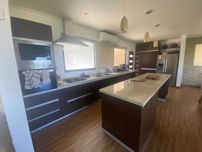 Hermosa parcela con 2 casas condominio Lampa (149756)