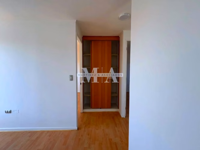  EXCLUSIVA CASA REMODELADA EN VENTA – CONDOMINIO LAGUNA NORTE, LAMPA - Imagen 11