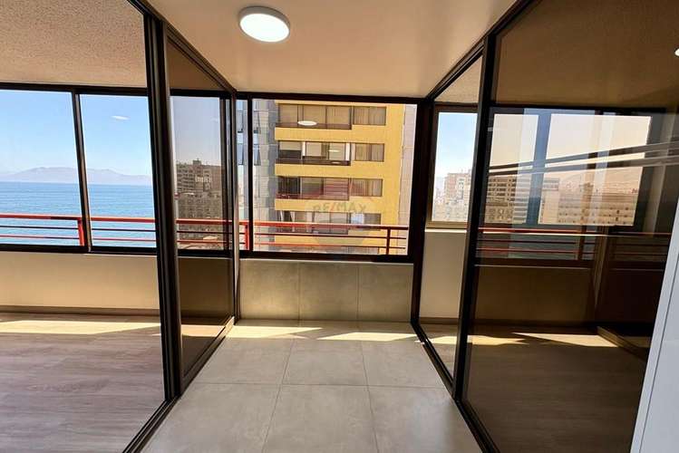 Depto remodelado sector sur con vista al mar - Imagen 7