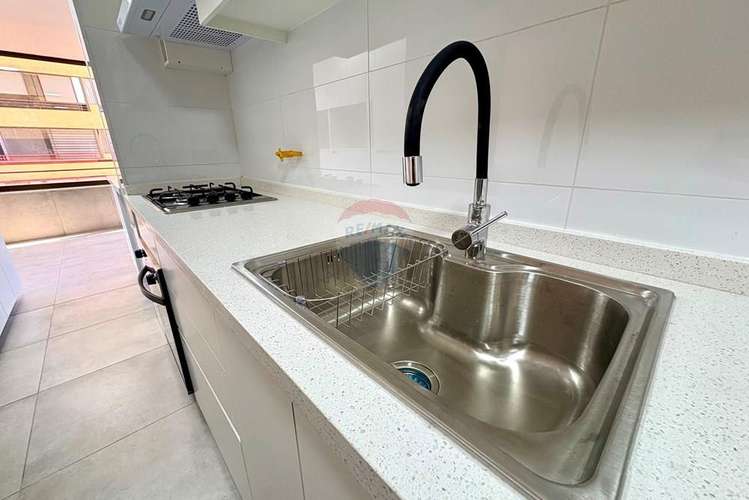 Depto remodelado sector sur con vista al mar - Imagen 13
