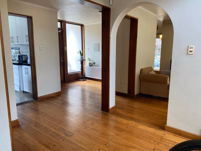 Amplia casa 5D,4B, piscina, 8 estacionam (149904)