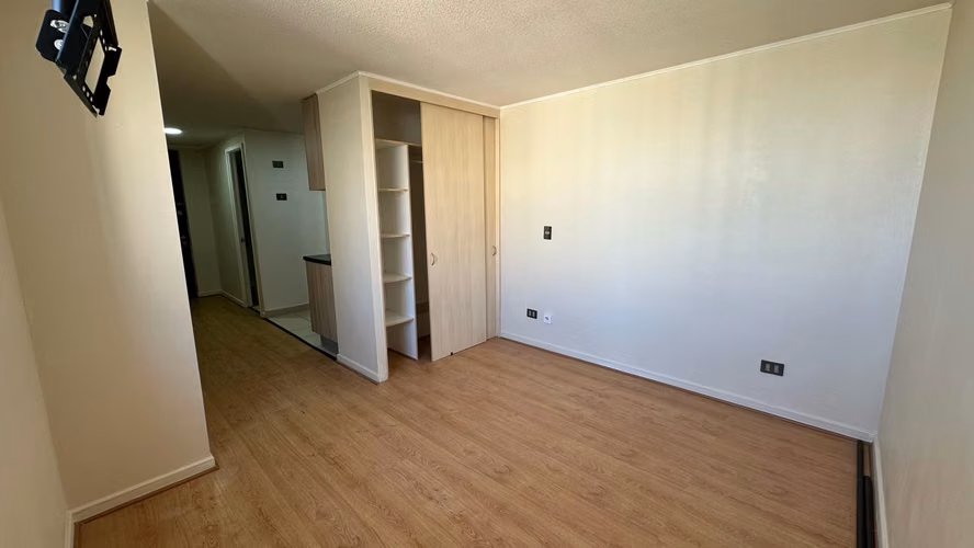 Se Arrienda Home Estudio A 220.000 En Estación Central