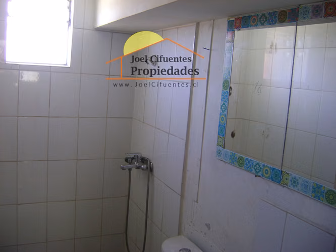 Departamento en 2do piso, 2 dormitorios. Cod-2410