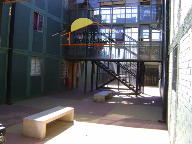 Departamento en 2do piso, 2 dormitorios. Cod-2410