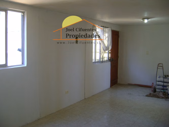 Departamento en 2do piso, 2 dormitorios. Cod-2410