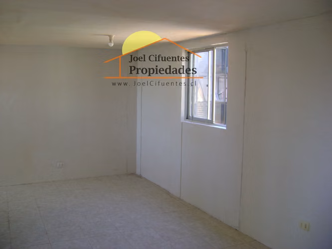 Departamento en 2do piso, 2 dormitorios. Cod-2410