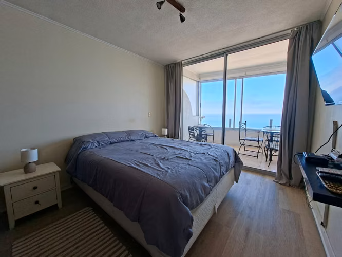 Arriendo departamento de marzo a diciembre en avenida del Mar en La Serena