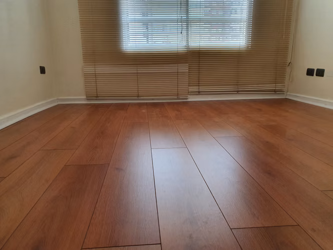 1 DORMITORIO EN SUITE - PISO 8