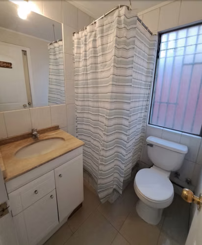 CASA 3 PISOS MAIPU