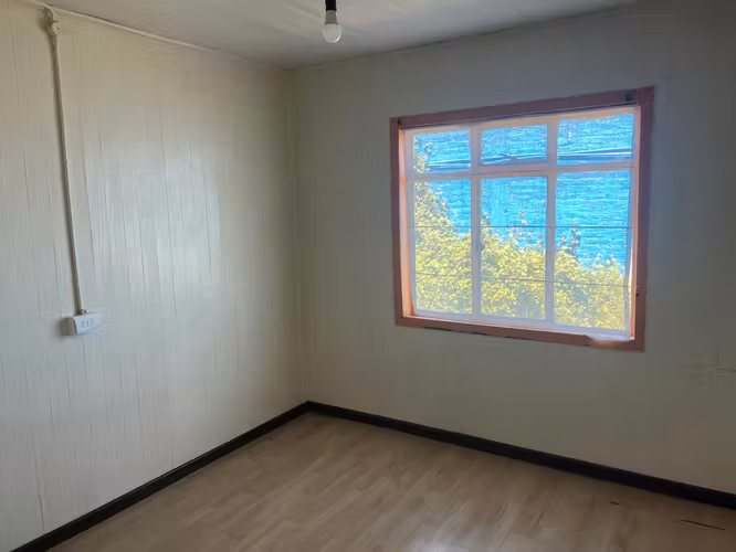 Vendo casa con bodega y amplio terreno 800 mts.2