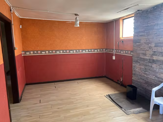 Vendo casa con bodega y amplio terreno 800 mts.2