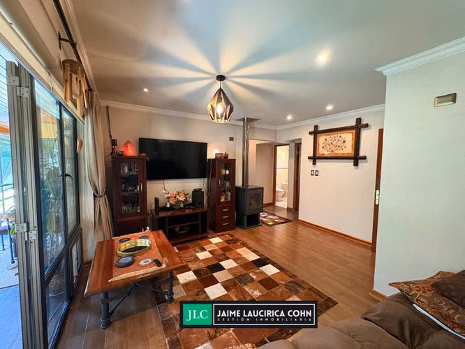 Exclusiva casa en venta, en Los Ángeles