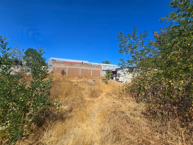 SE VENDE TERRENO URBANO