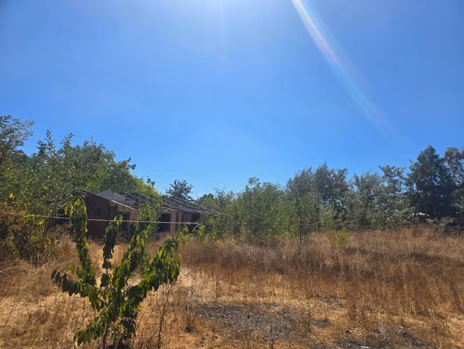 SE VENDE TERRENO URBANO