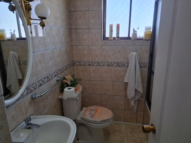 Local Comercial y casa, en Ramón Olate