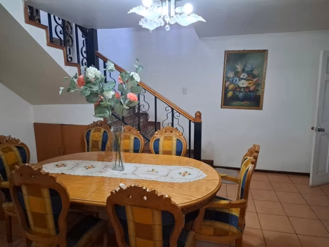 Local Comercial y casa, en Ramón Olate