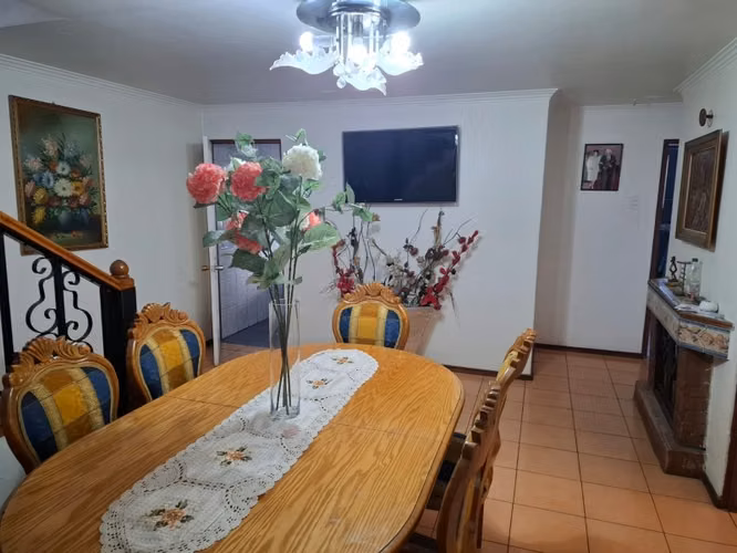 Local Comercial y casa, en Ramón Olate