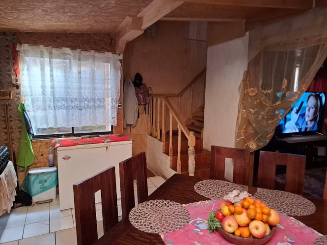 Casa de Dos pisos, en Colbún