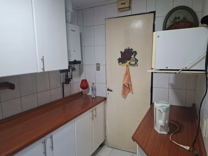 Casa de un piso, en Calle Yerbas Buenas, a pasos de Brasil