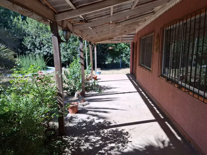 Dos Casas en Parcela de 2 Hectáreas y Media, La Tercera
