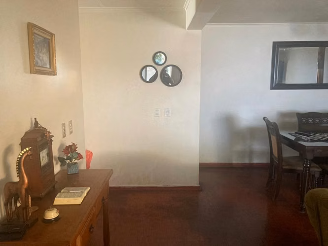 Casa de un piso, en Calle Yerbas Buenas