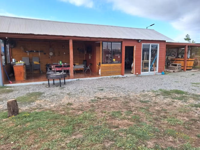 Casa y Parcela de Media Hectárea en Yerbas Buenas