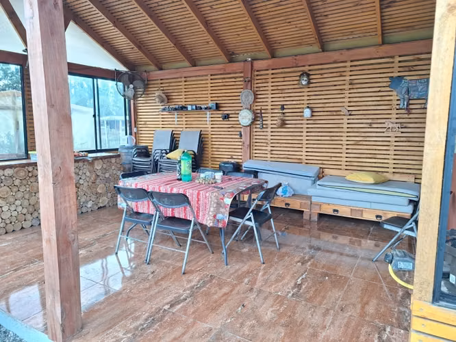 Casa y Parcela de Media Hectárea en Yerbas Buenas