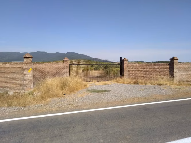 Se Venden Parcelas, en  Lomas de Polcura   Longavi