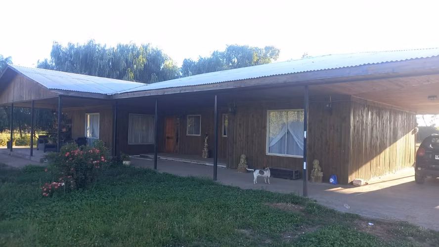 Parcela de agrado con casa, a solo minutos de Yerbas Buenas