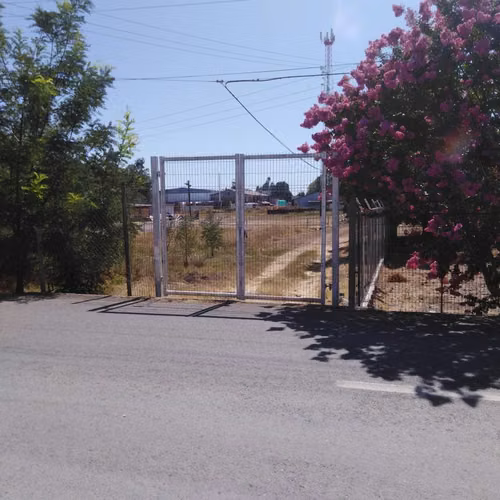 Sitio de 800 Mts2, con Rol propio en camino a Chacahuin ,