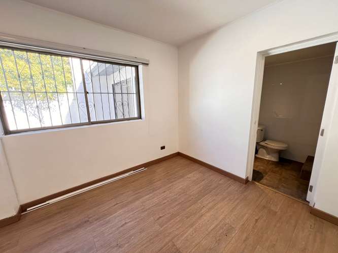 VENTA AMPLIA CASA  EN LAS TRNITARIAS LAS CONDES - Imagen 20