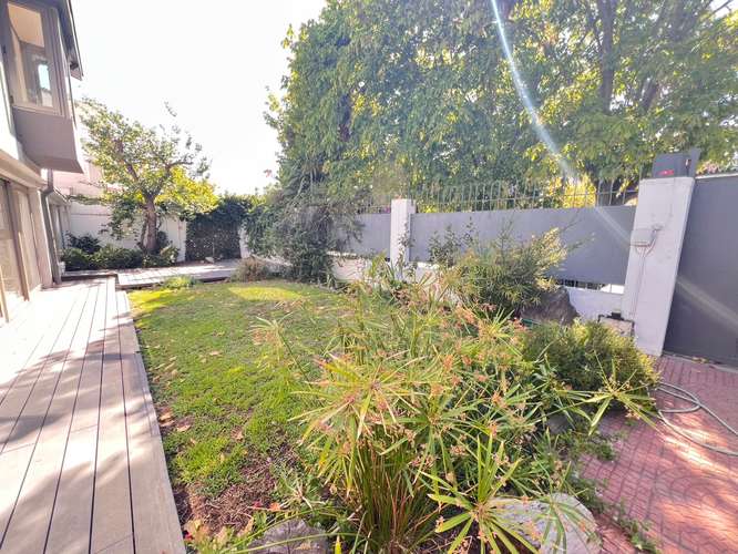 VENTA AMPLIA CASA  EN LAS TRNITARIAS LAS CONDES - Imagen 26
