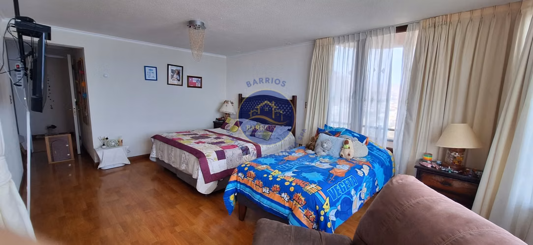 Departamento de 4 habitaciones en venta, Parque Croata